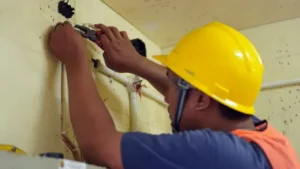 Pemasangan instalasi listrik rumah